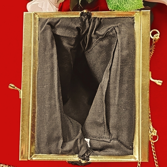 Clutch & Coin Purse - Picture 9 of 16